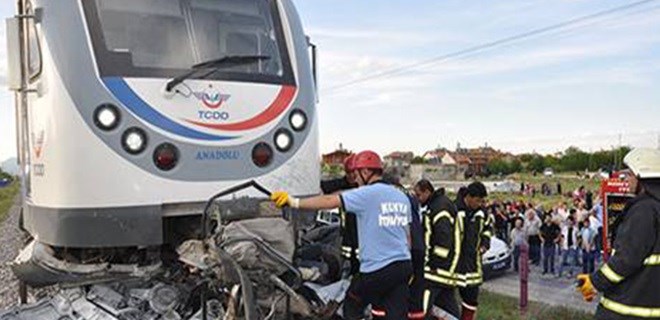 Konya'da tren kazası: 1ölü, 15 yaralı!