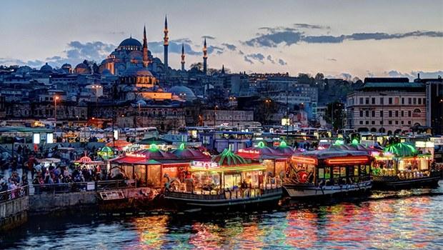 Yabancılar İstanbul’u aldı!